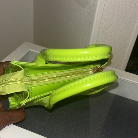 Leather Lime Mini - Picture 2 of 3